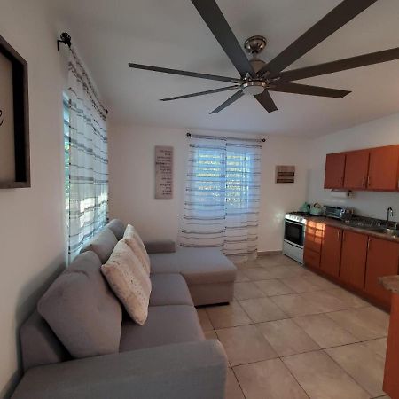 Aguadilla Sunrise Apt With Ac Wifi 8 Minute Walk From Crashboat Beach المظهر الخارجي الصورة